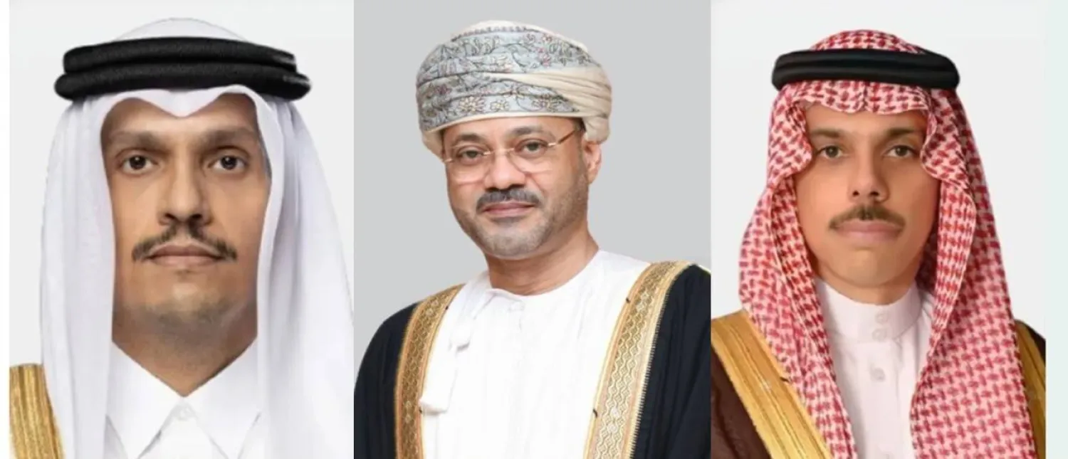 وزير الخارجية السعودي يبحث مع نظيريه القطري والعُماني تطورات أوضاع المنطقة