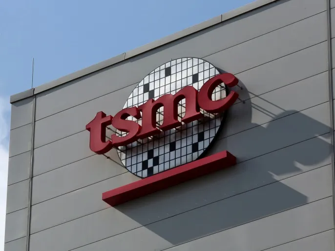 «تي إس إم سي» التايوانية تسجل أرباحاً قياسية مع توقعات بنمو متسارع في 2026