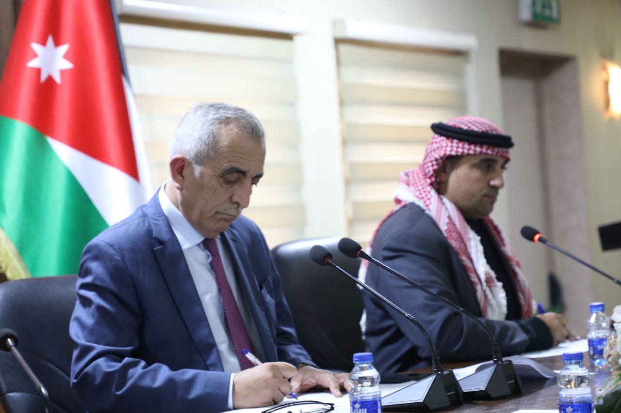 وزير الثقافة يلتقي الهيئات الثقافية في الزرقاء