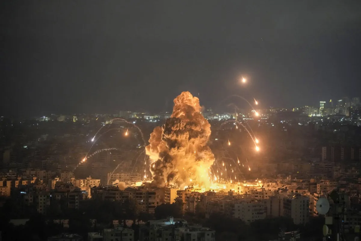 قتلى وإصابات في غارة جوية روسية على زابوريجيا بأوكرانيا