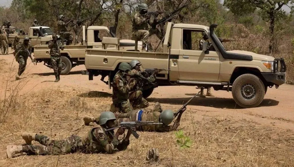 مسلحون يقتلون 35 شخصا في وسط غرب نيجيريا