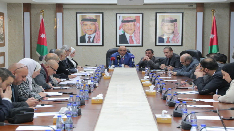 الصحة والغذاء النيابية تناقش توسيع مظلة التأمين الصحي للأسر المحتاجة