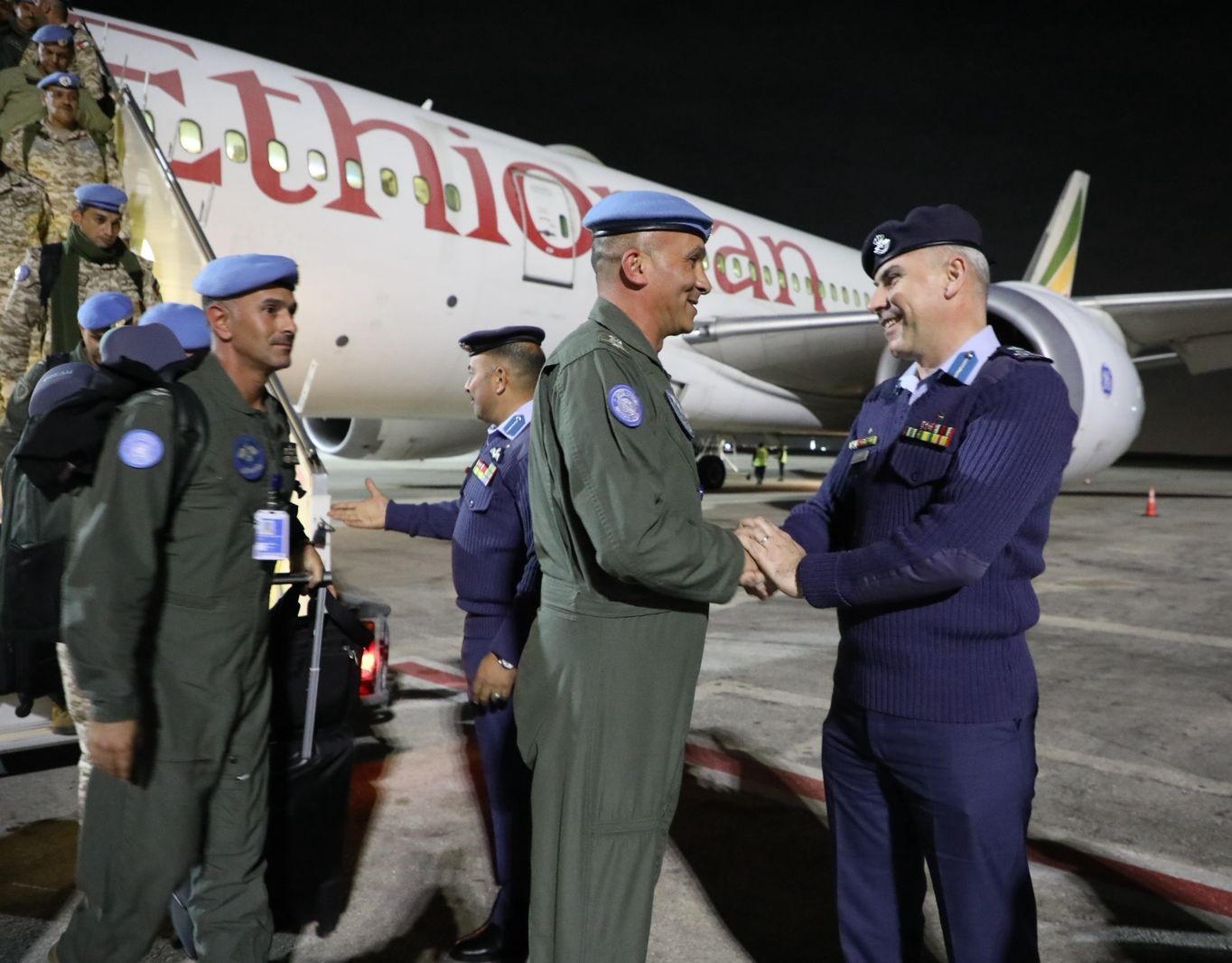 وحدة الطائرات العامودية الاردنية الكونغو 2 تتوجه لتنفيذ مهام حفظ السلام