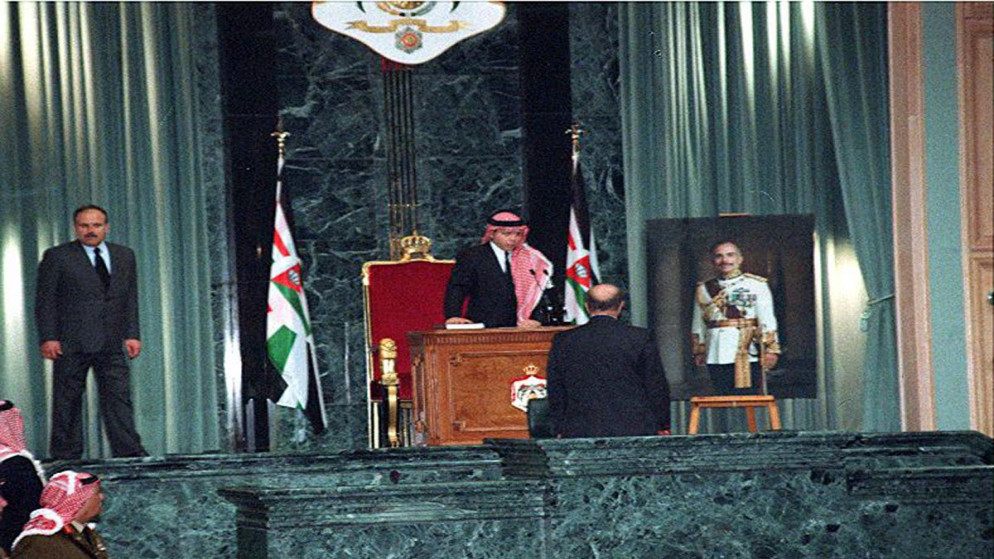 الاردنيون يحيون الذكرى السابعة والعشرين ليوم الوفاء والبيعة