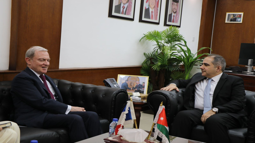 وزير الاستثمار يؤكد تعزيز التعاون الأردني الفرنسي وتوسيع الفرص الاستثمارية