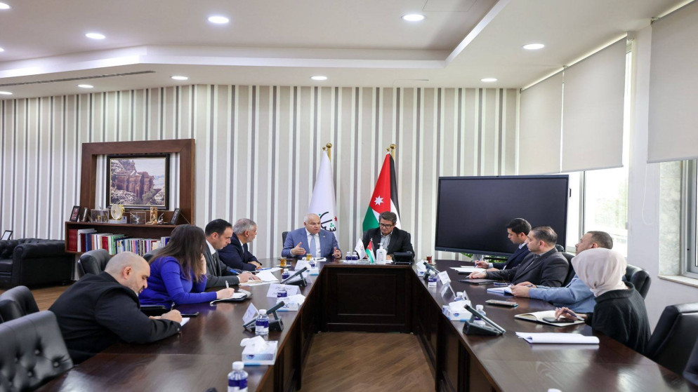 الشباب والعمل تنسقان برامج تدريبية لتمكين الباحثين عن فرص عمل