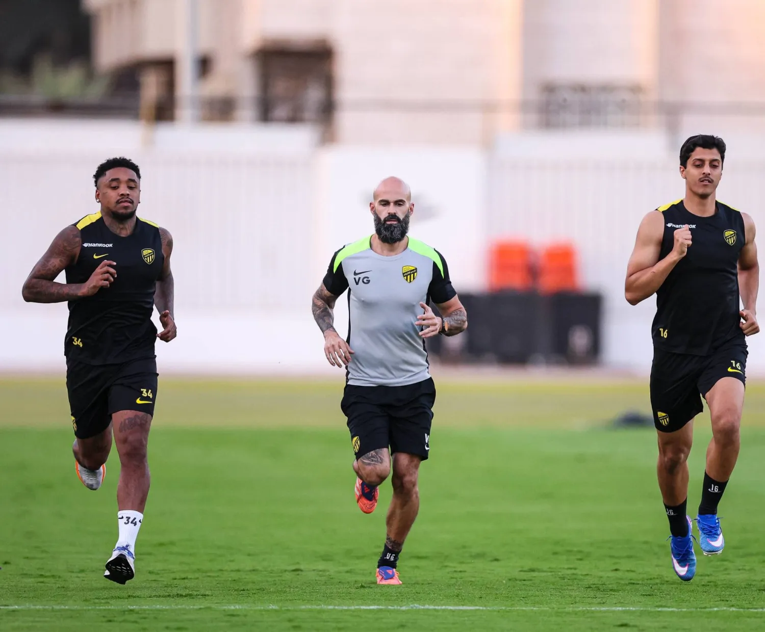 دوري النخبة الآسيوي: الاتحاد يسعى لتعزيز موقعه على حساب غرافة