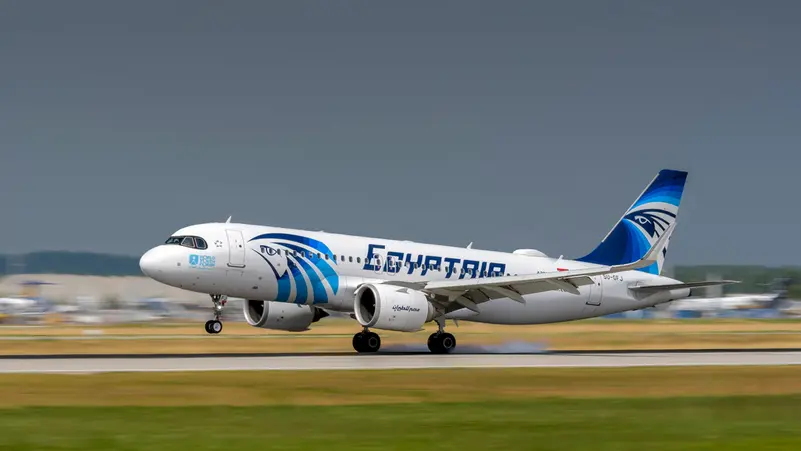 مصر للطيران تنفي تسريب بيانات العاملين بعد مزاعم إلكترونية