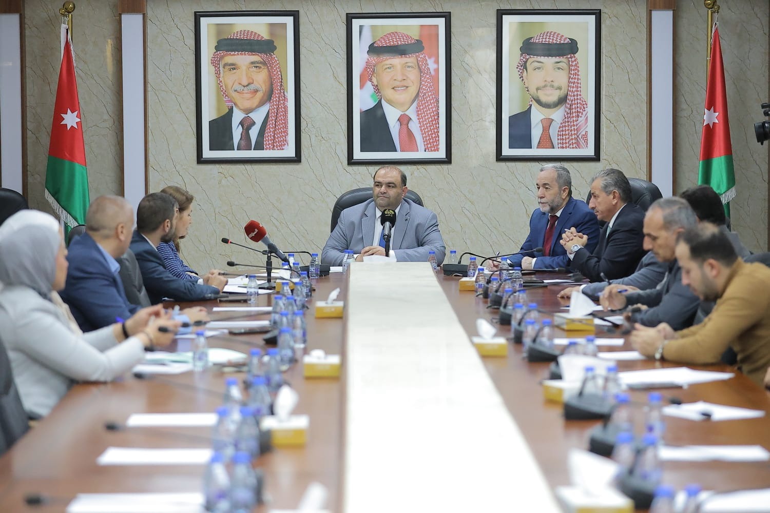 لجنة الاقتصاد الرقمي النيابية تتابع مع الاتصالات تحديات توسع الجيل الخامس