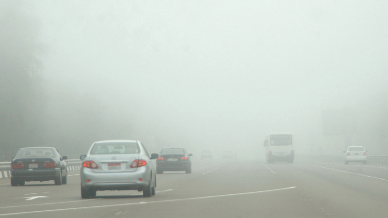 طقس الإمارات غداً غائم جزئياً مع احتمال تشكل الضباب