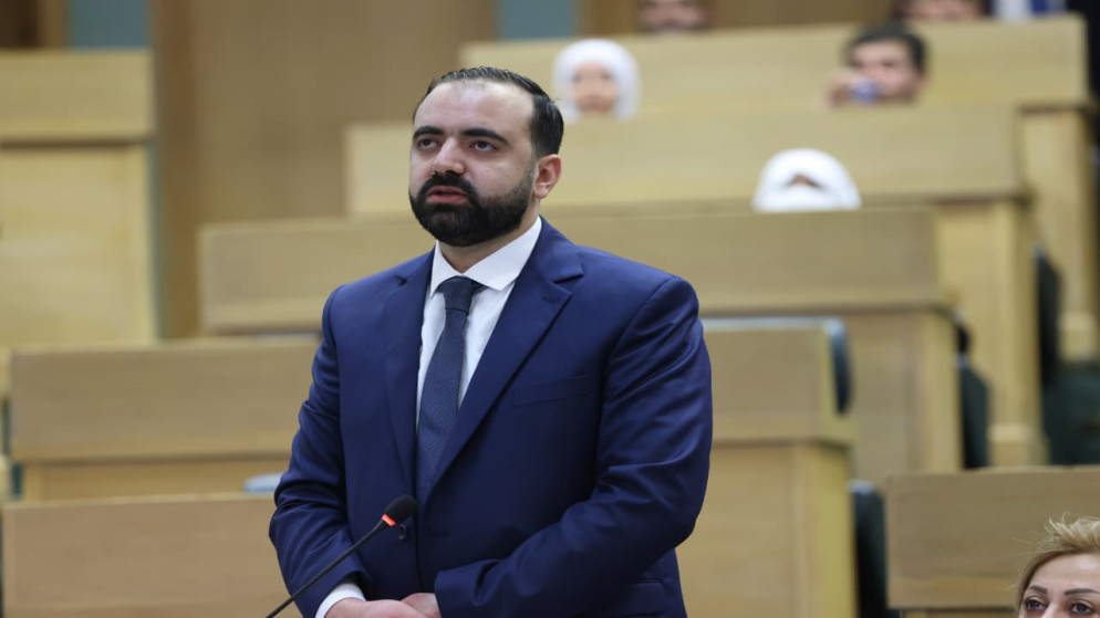 حمزة الطوباسي ينضم الى مجلس النواب ويؤدي اليمين الدستورية