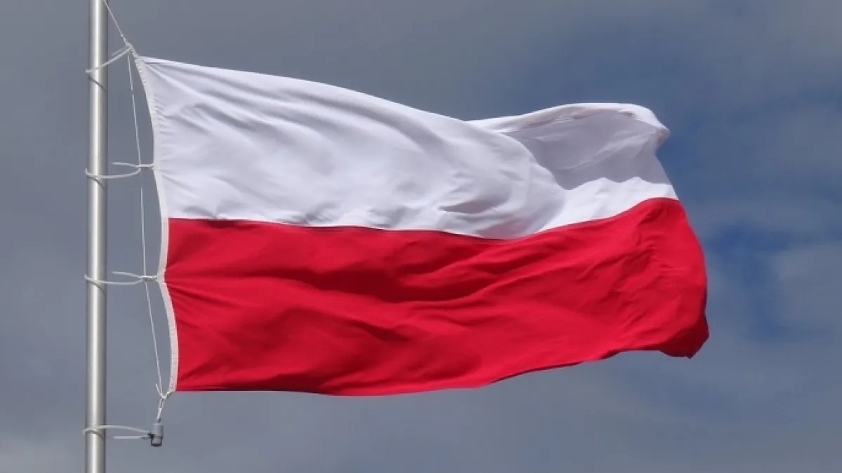 بولندا تحذر مواطنيها من البقاء في إيران وتدعوهم للمغادرة بشكل فوري