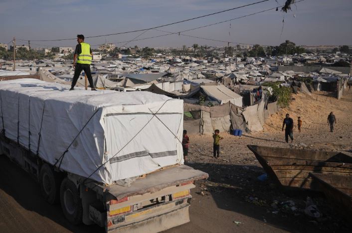 اونروا تؤكد استمرار تردي الاوضاع الانسانية في غزة وقيود على وصول المساعدات