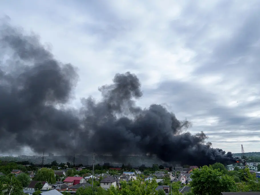 انفجارات في كييف وحالة تأهب قصوى قبل الذكرى السنوية الرابعة للحرب في أوكرانيا