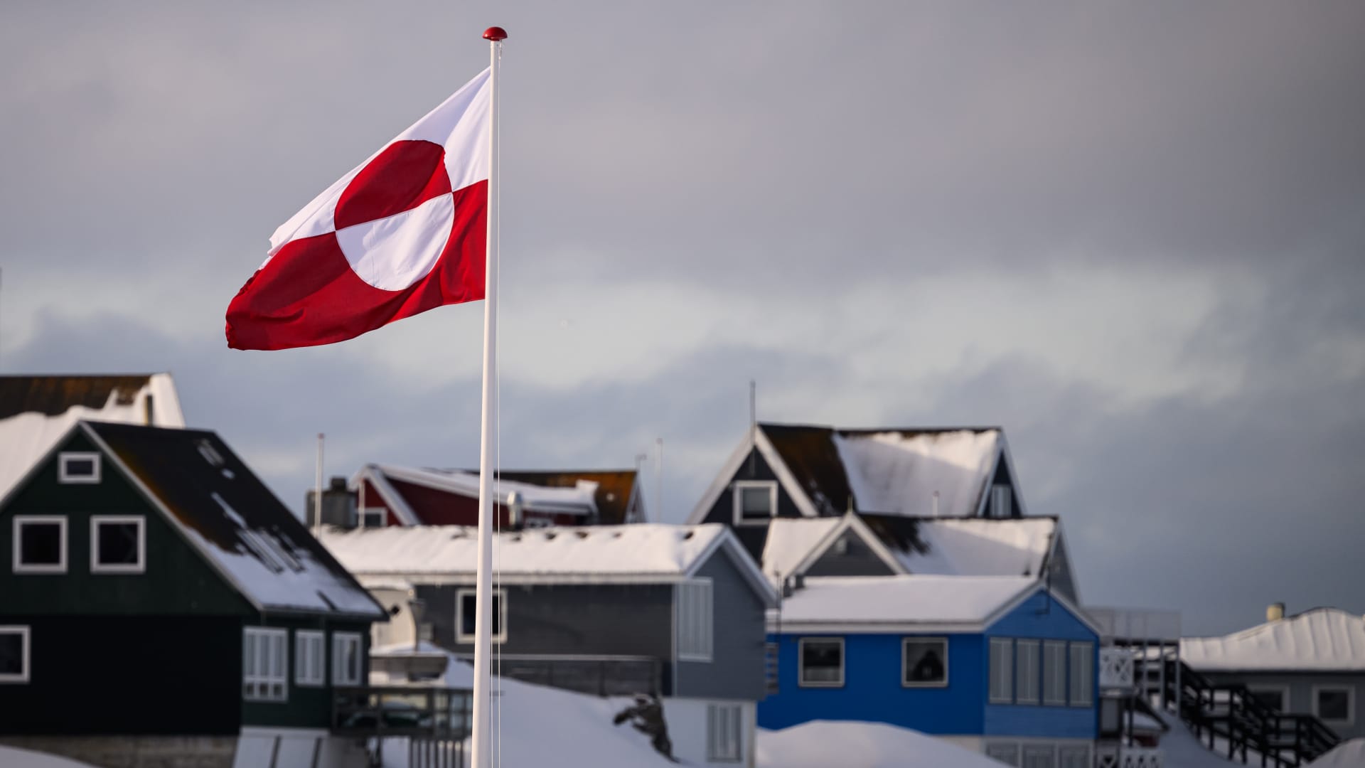 السلطات الدنماركية تؤكد كفاية الرعاية الصحية في غرينلاند ولا تحتاج المساعدة الأمريكية