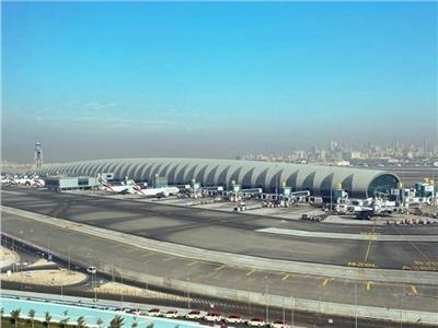 مطارات دبي تعلن استئنافا محدودا للرحلات اعتبارا من مساء الاثنين