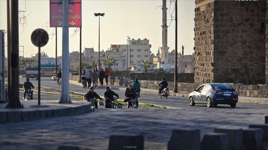 عودة أكثر من 10 آلاف سوري من لبنان عبر منفذ جديدة يابوس الحدودي خلال 24 ساعة