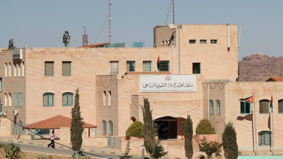 سلطة البترا تمدد فترة تجديد تراخيص الأنشطة الاقتصادية واللوحات الإعلانية لنهاية الشهر