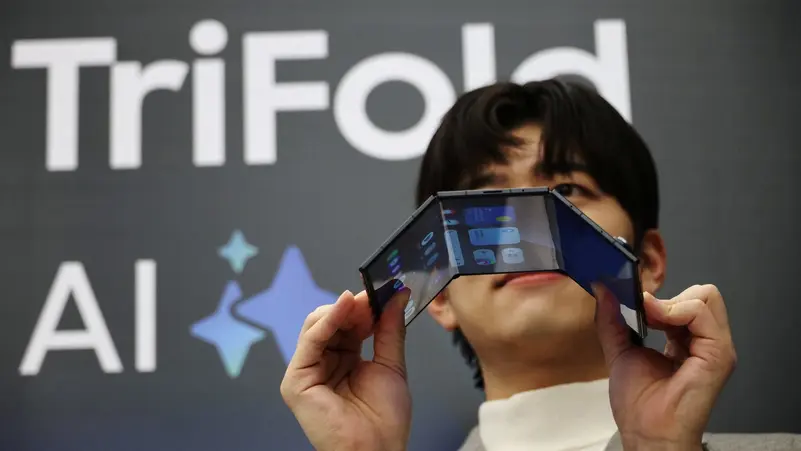 Galaxy Z TriFold أصبح هاتفًا مثيرًا للجدل