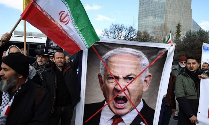 الحرس الثوري الإيراني يتعهد بمطاردة وقتل نتنياهو