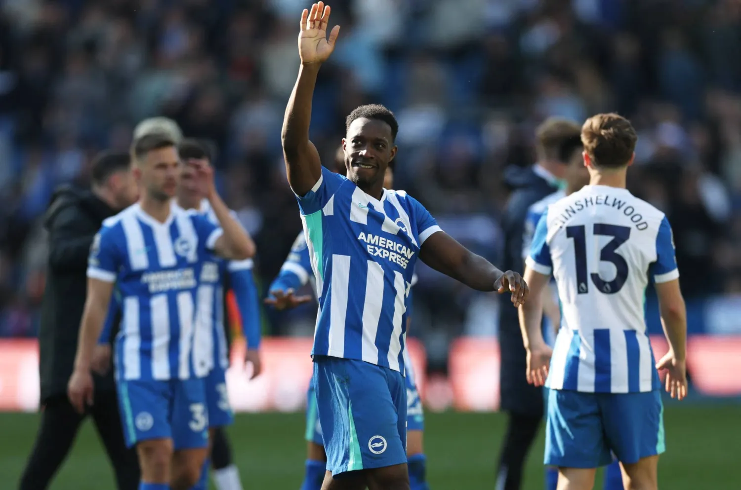 ثنائية ويلبيك تقود برايتون للفوز على ليفربول