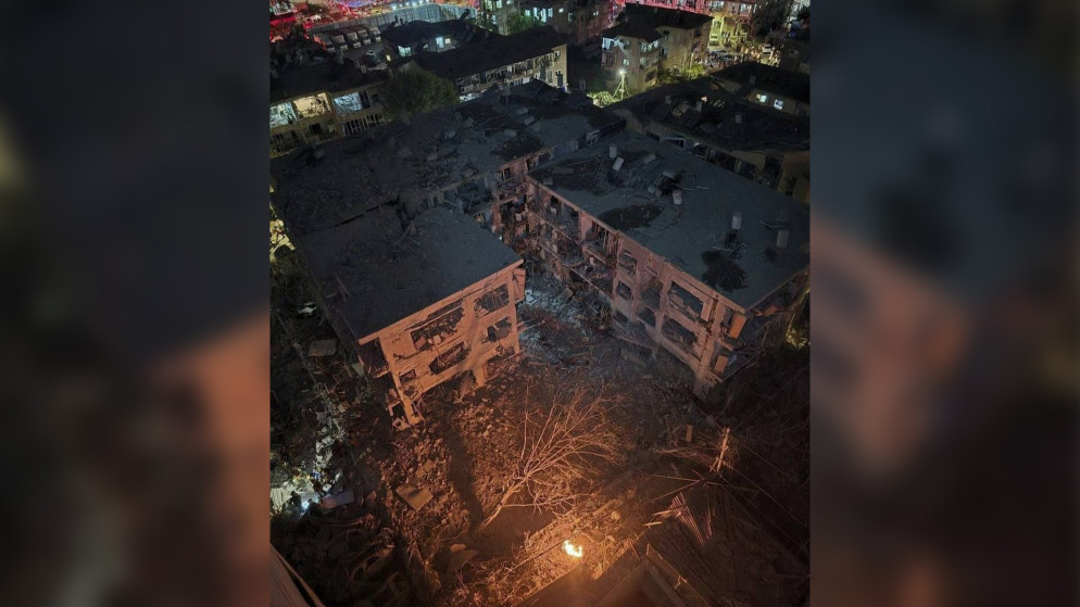 إصابة العشرات ودمار مبان جراء قصف إيراني على مدينة عراد جنوبي إسرائيل