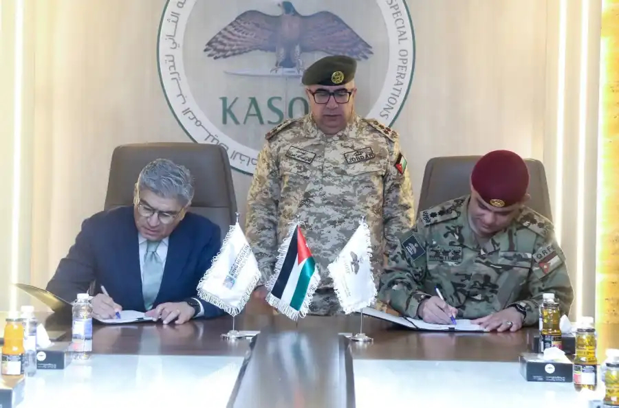 القوات المسلحة توقع اتفاقية لتنفيذ مشروع استثماري في مجال الأنشطة الرياضية والترفيهية
