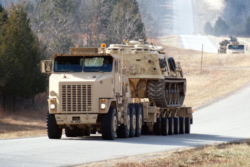 صحيفة: الولايات المتحدة تدرس تحويل مساعدات عسكرية من أوكرانيا للشرق الأوسط