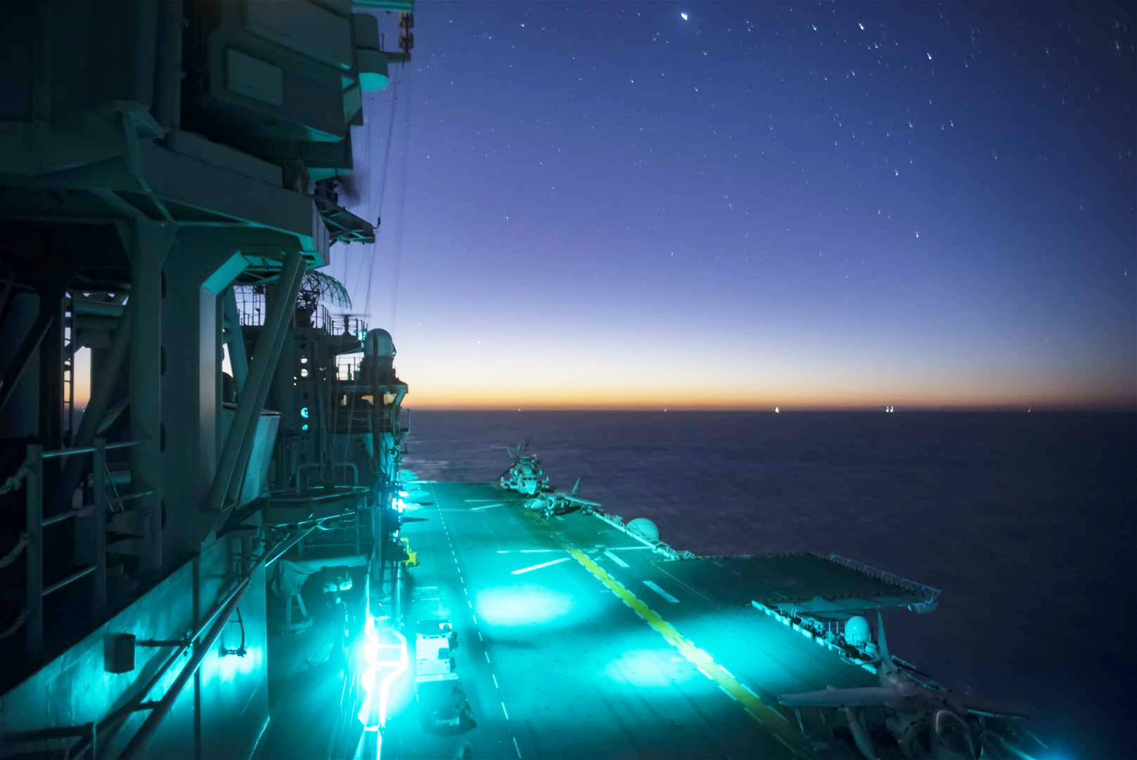 الجيش الأميركي يعلن وصول سفينة هجومية برمائية إلى الشرق الأوسط