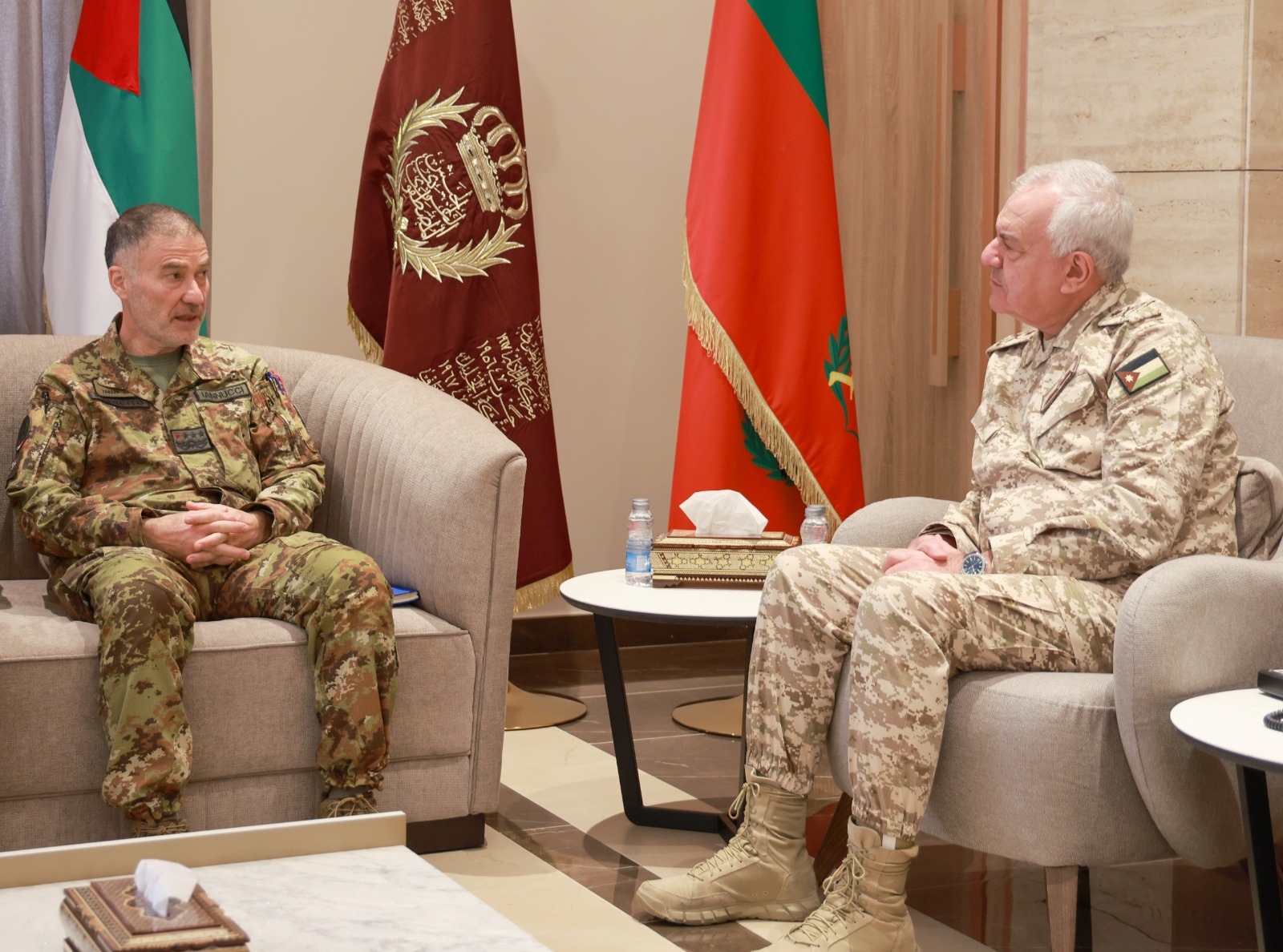 رئيس هيئة الأركان المشتركة يستقبل قائد قيادة العمليات المشتركة للجيش الإيطالي