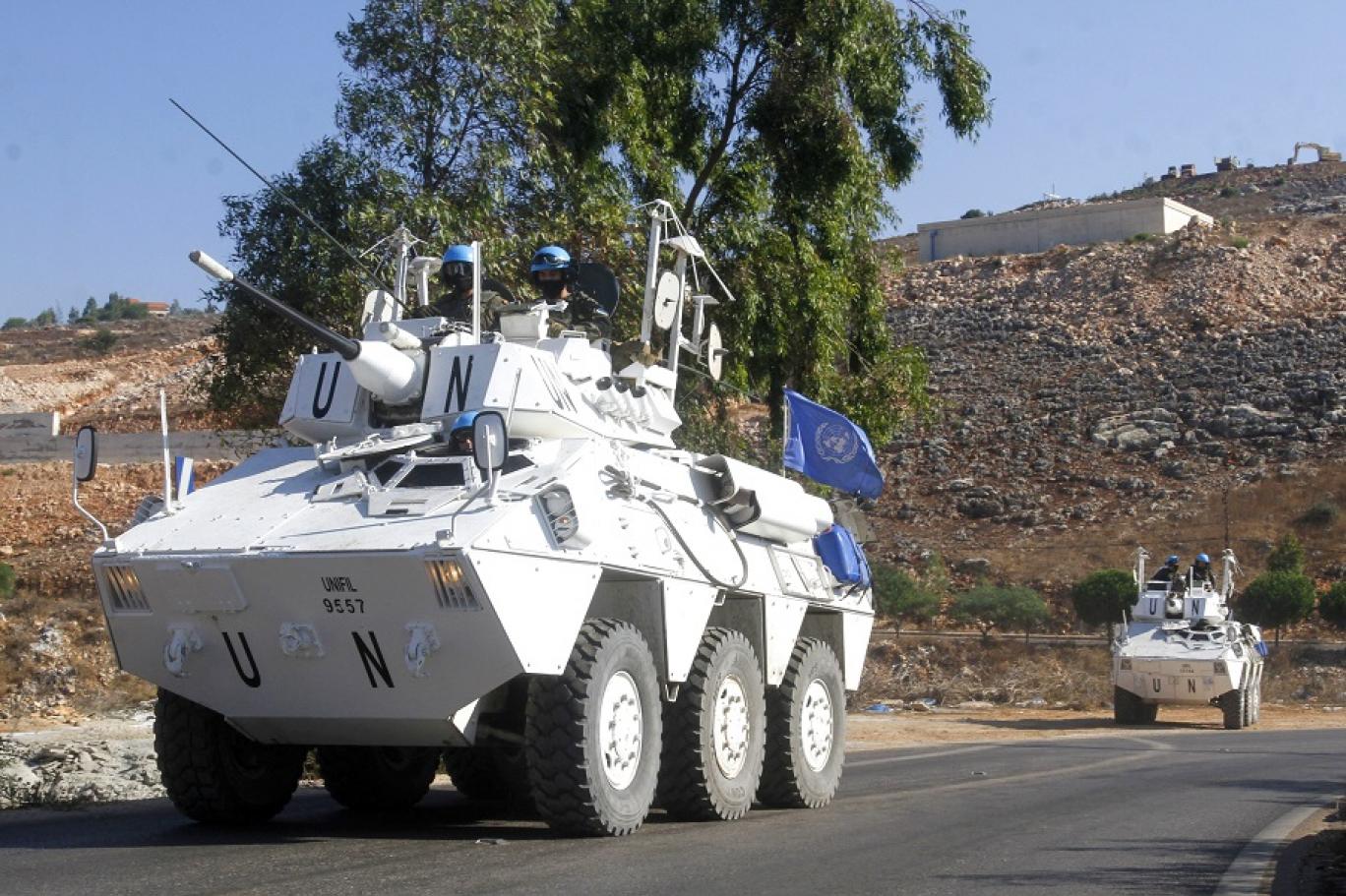 اليونيفيل تعلن إصابة 3 من جنودها بجروح جراء انفجار داخل قاعدة في جنوب لبنان