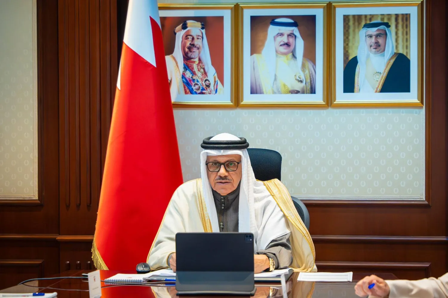 وزير الخارجية البحريني: أزمة مضيق هرمز تتطلب تحركاً دولياً عاجلاً