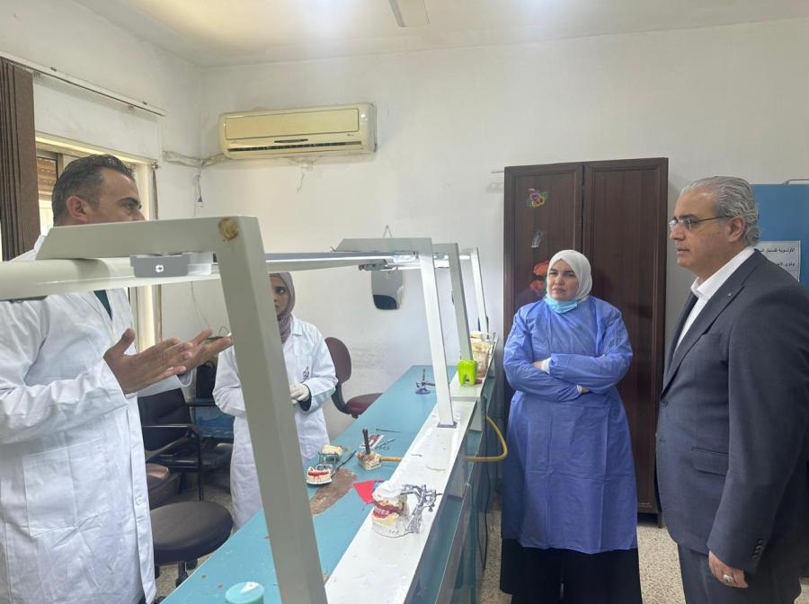 وزير الصحة يطّلع على واقع الخدمات الصحية في الطفيلة والكرك