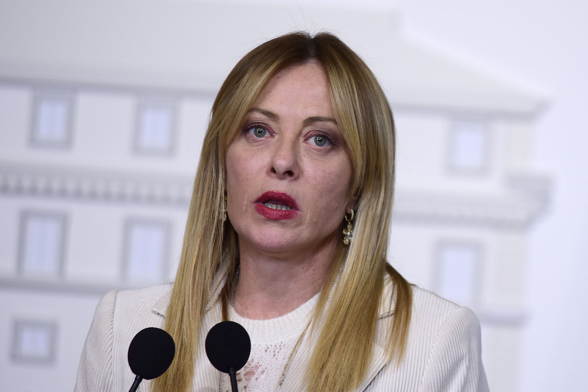 ميلوني تعلن تعليق اتفاقية التعاون العسكري بين إيطاليا وإسرائيل