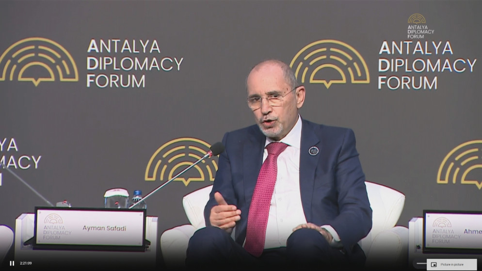 الصفدي: ندعم جهود الحكومة اللبنانية في فرض سيادتها الكاملة على أراضيها