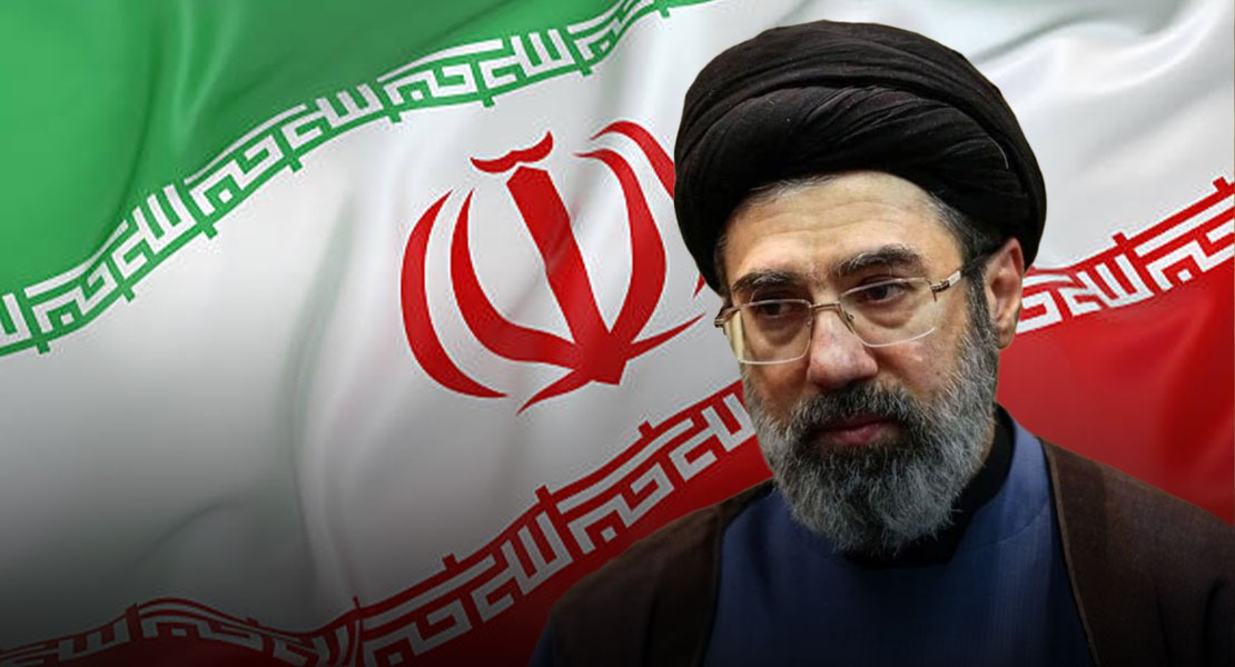 مجتبى خامنئي: القوة البحرية على أهبة الاستعداد لهزيمة واشنطن