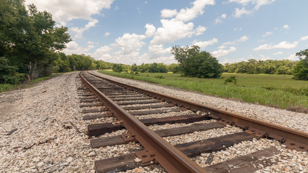 السعودية: استكمال دراسة الربط السككي مع تركيا عبر الأردن وسوريا قريباً