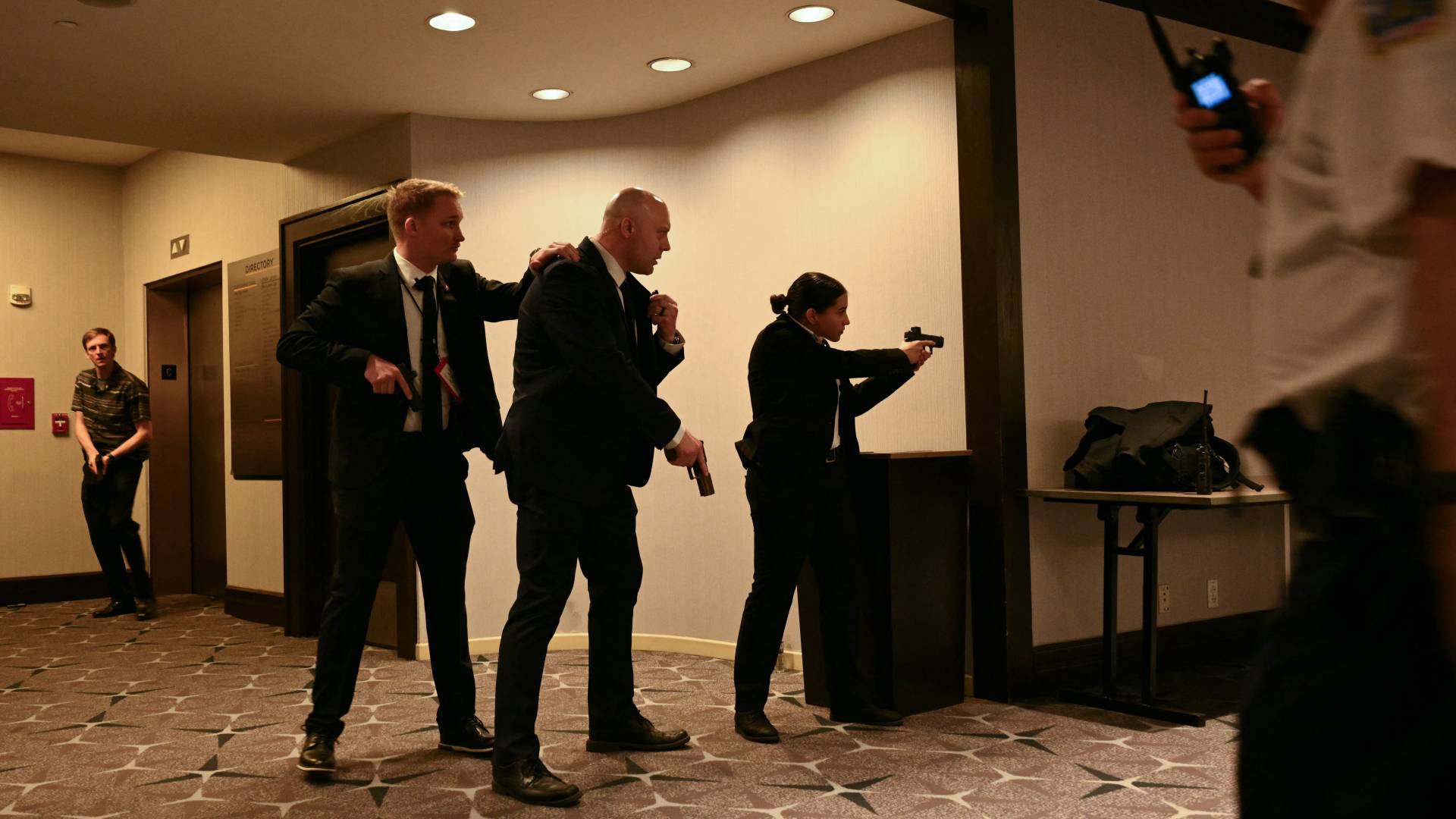 إجلاء ترامب بعد إطلاق نار في حفل عشاء مراسلي البيت الأبيض