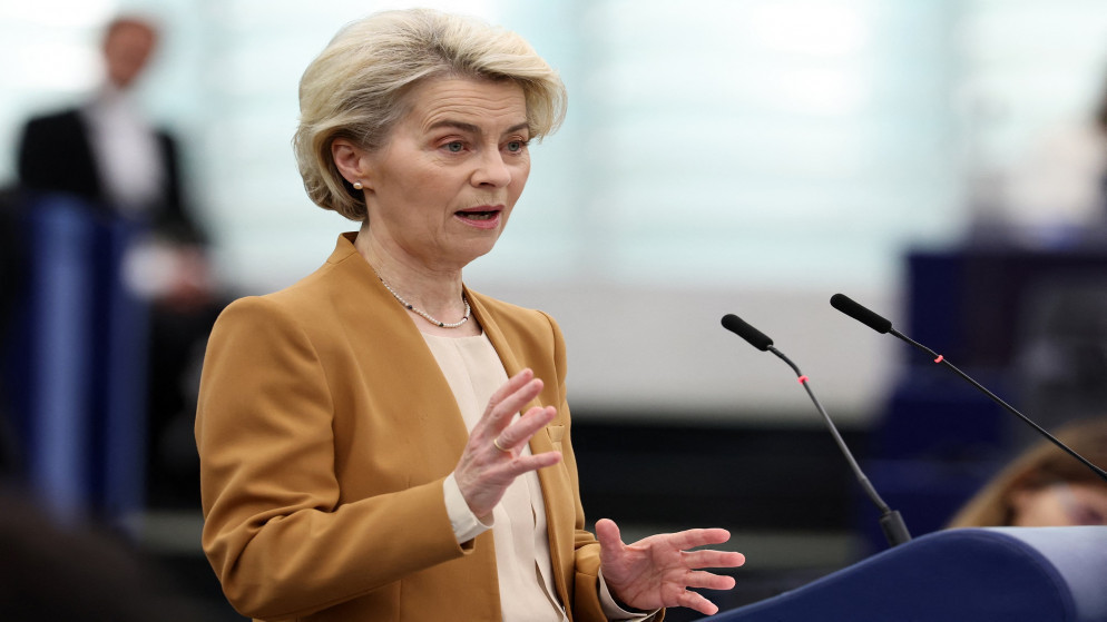 المفوضية الأوروبية: من السابق لأوانه تخفيف العقوبات المفروضة على إيران