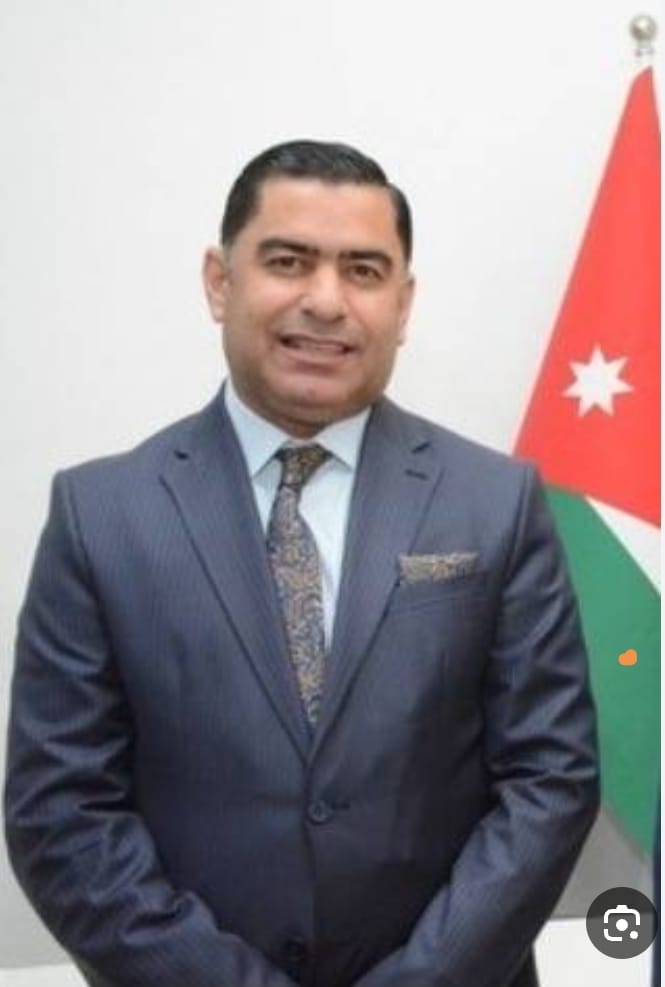 البلوش يكتب: معالي يوسف العيسوي.. ثقة الملك ورضا المواطن 