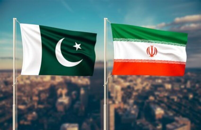 طهران وإسلام آباد تبحثان الجهود الدبلوماسية الجارية