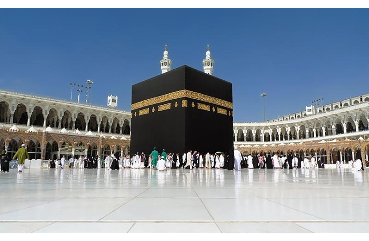وزير الأوقاف: انطلاق أولى قوافل الحجاج الأردنيين في 13 أيار