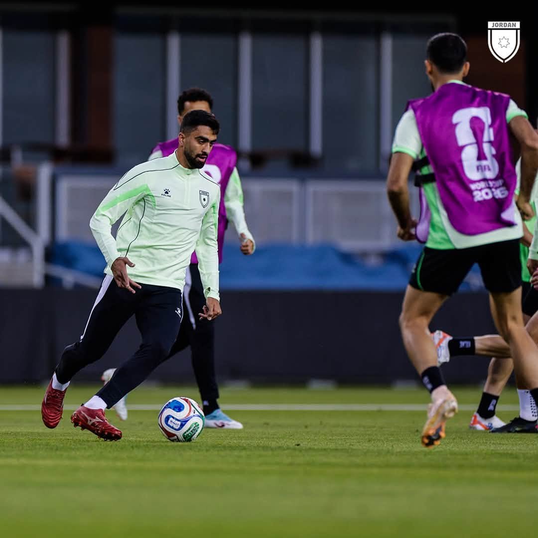 منتخب النشامى ينهي تحضيراته لمواجهة الجزائر في كأس العالم
