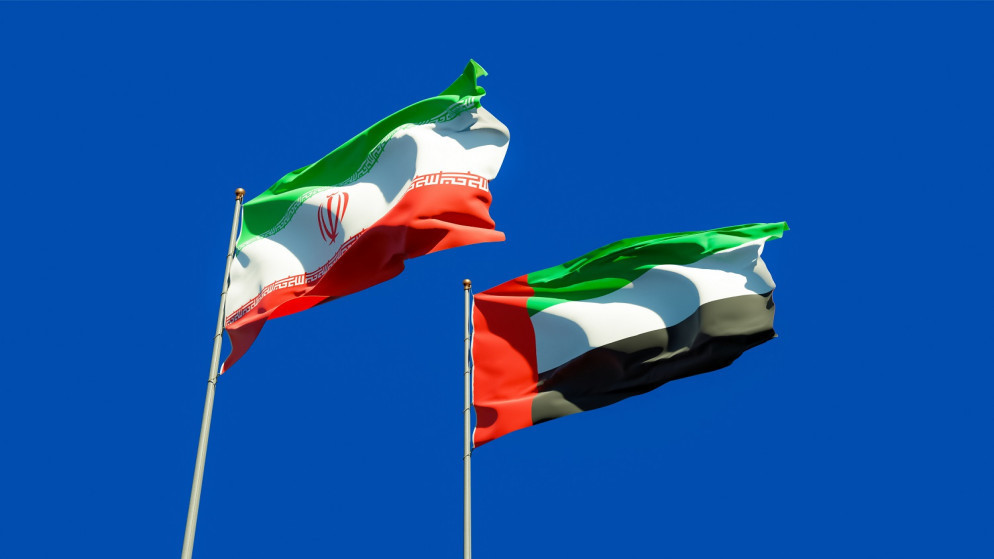 وزير خارجية الإمارات يؤكد لنظيره الإيراني ضرورة حماية الممرات البحرية وحرية الملاحة