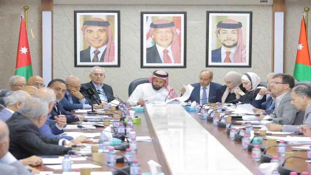 التعليم النيابية تستمع إلى مقترحات الجامعات حول مشروع القانون المعدل لقانون الجامعات الأردنية