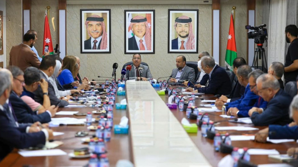 الإدارية النيابية تستمع لملاحظات الاقتصادي والاجتماعي حول مشروع قانون الإدارة المحلية