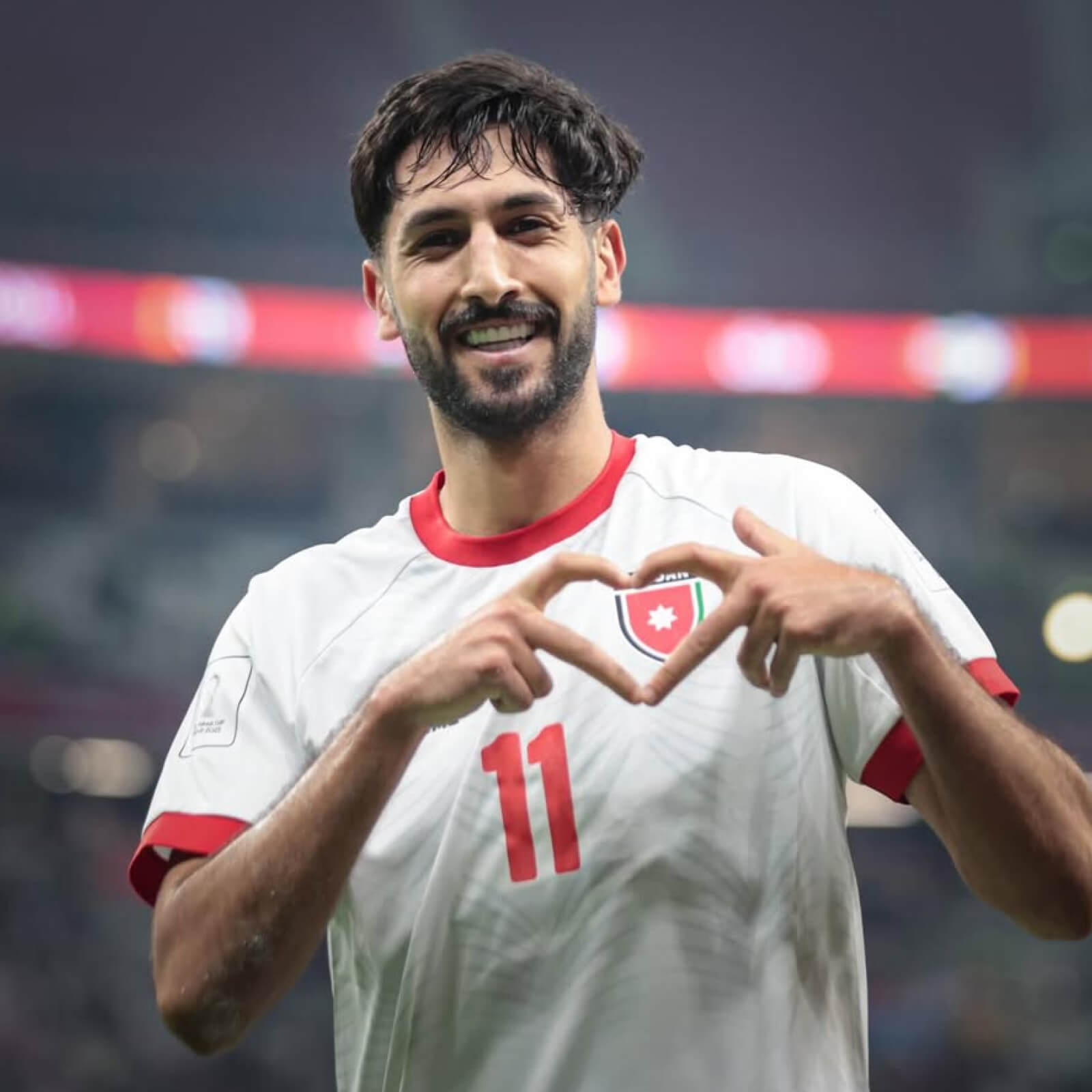 العربي القطري يُعلن رحيل يزن النعيمات عن صفوفه