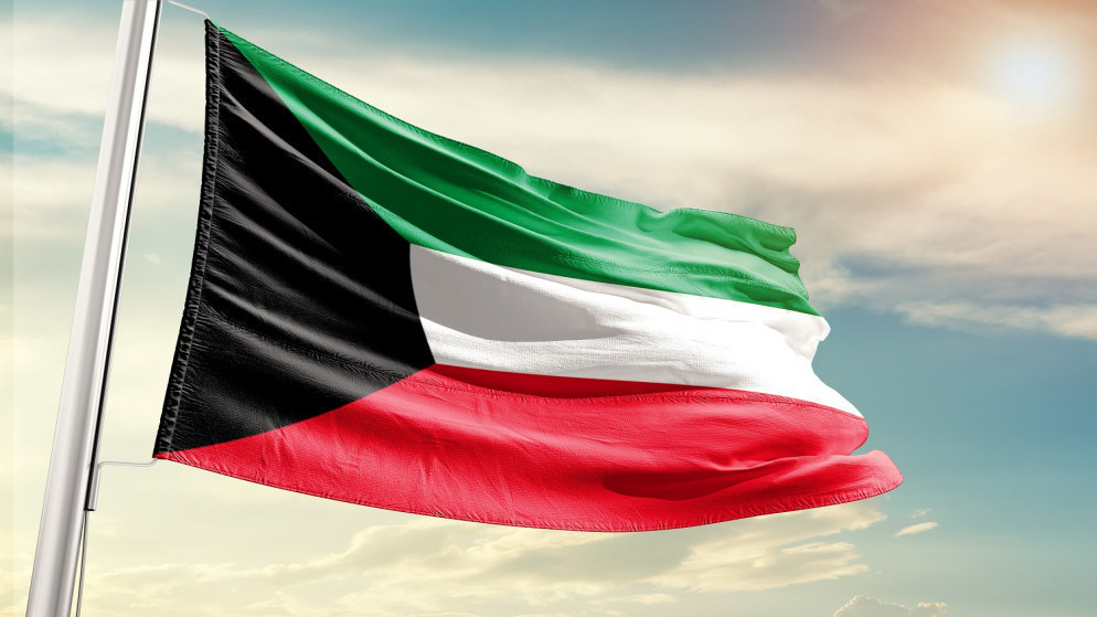 الجيش الكويتي: اعترضنا 3 صواريخ باليستية و 10 طائرات مسيرة أطلقت من إيران