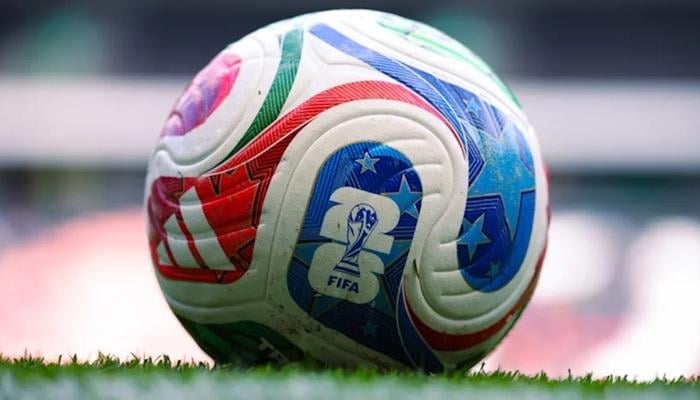 قبل ساعات من مباراة المغرب وفرنسا.. قرار مفاجئ من فيفا بشأن تقنية الفيديو
