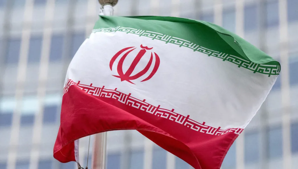إيران تقول إنها تواصل المشاورات مع الوسطاء من أجل تجنّب التصعيد